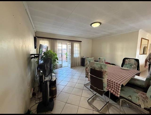 3 BEDROOM PROPERTY TO RENT IN DALPARK EXT 1